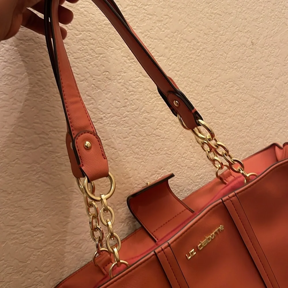 Liz Claiborne please check or picture of condition - Picture 17 of 17